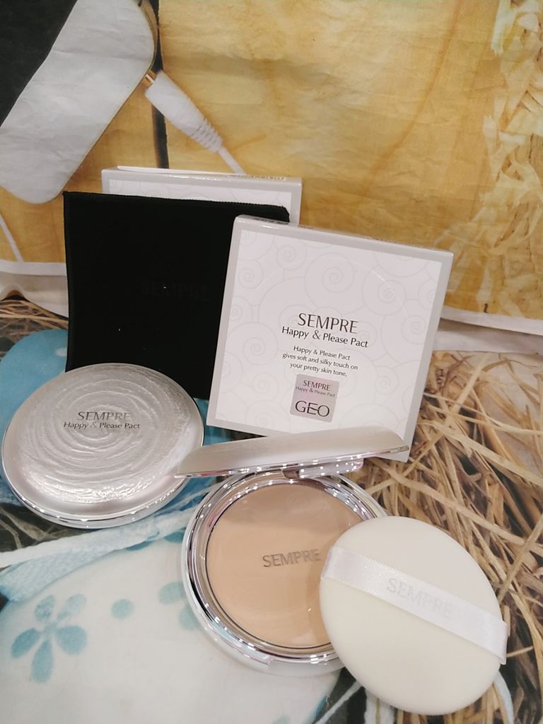 Phấn phủ dạng nén SEMPRE Happy & Please Pact