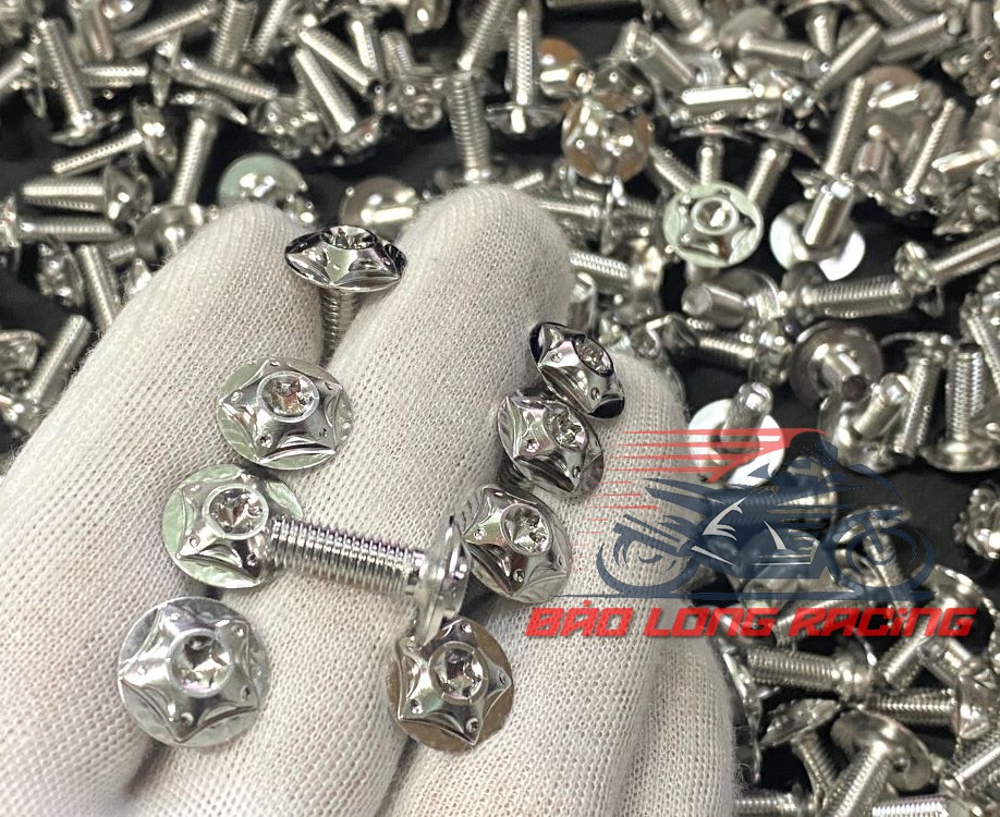 Ốc Salaya 5li18 Răng Nhiễm gắn dàn áo xe máy Winner,Sonic,wave....