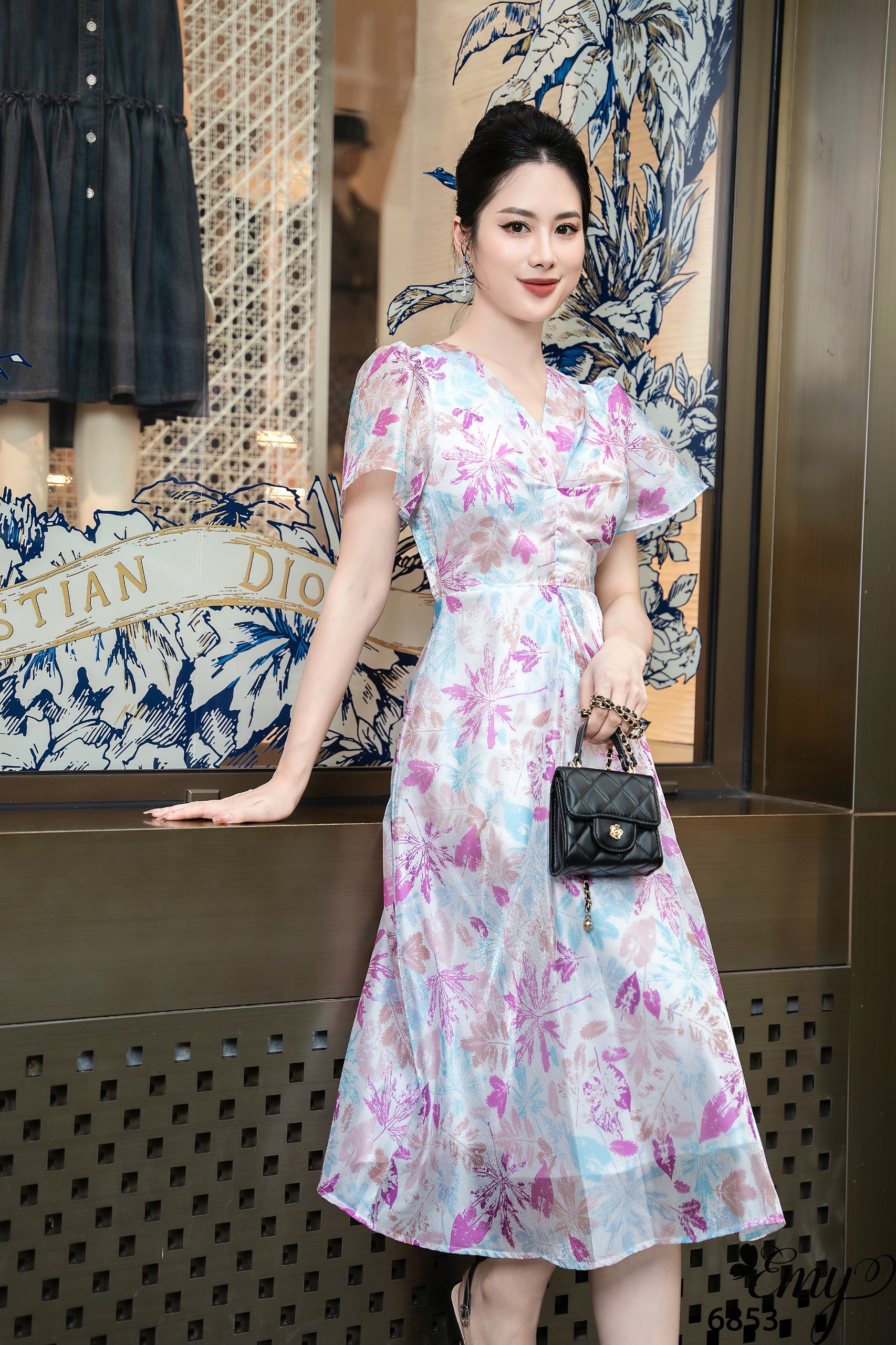 Đầm EMY EM6853 Xoè Tafta In Hoa