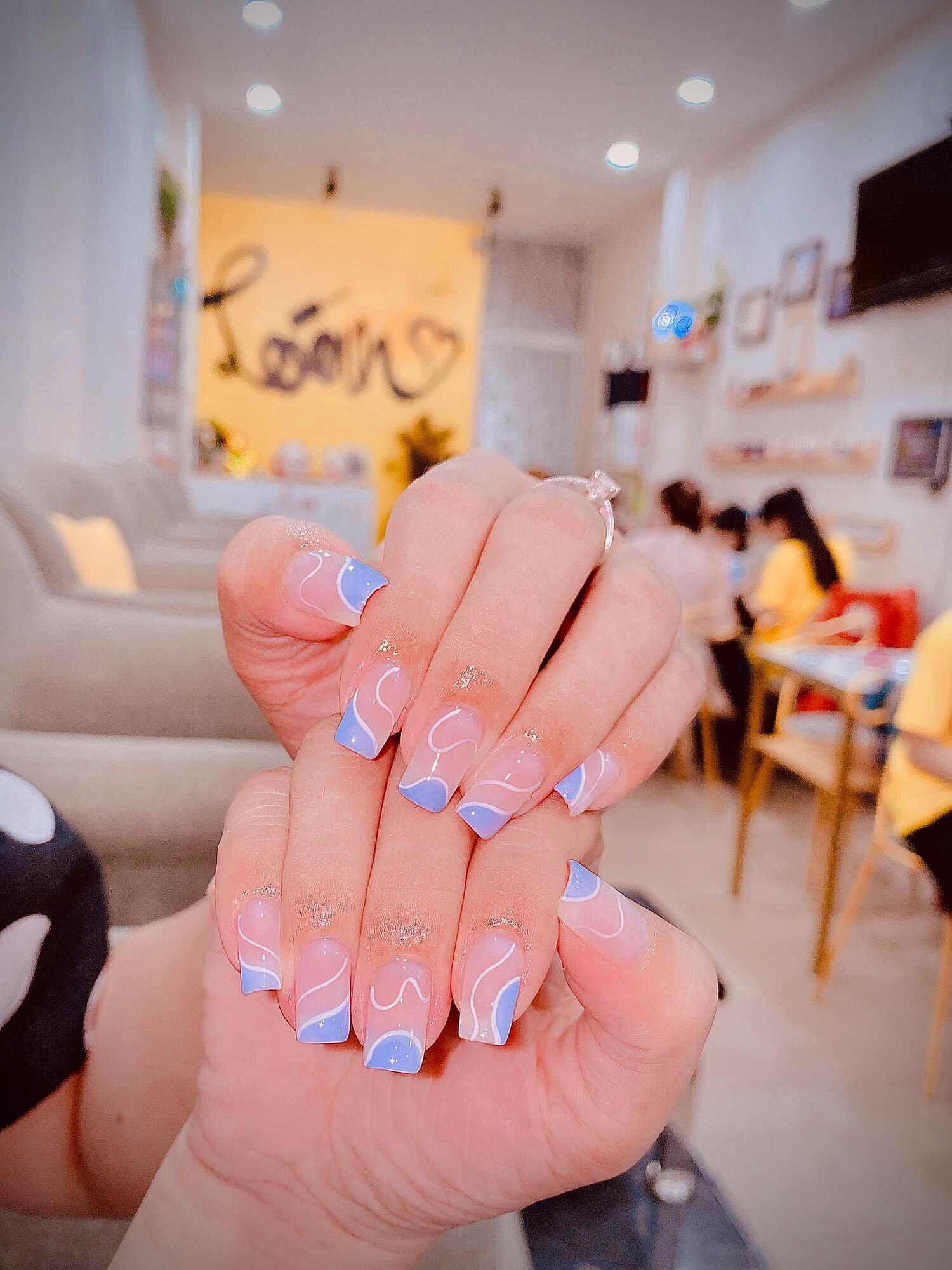 Nailbox tặng keo dũa 0165