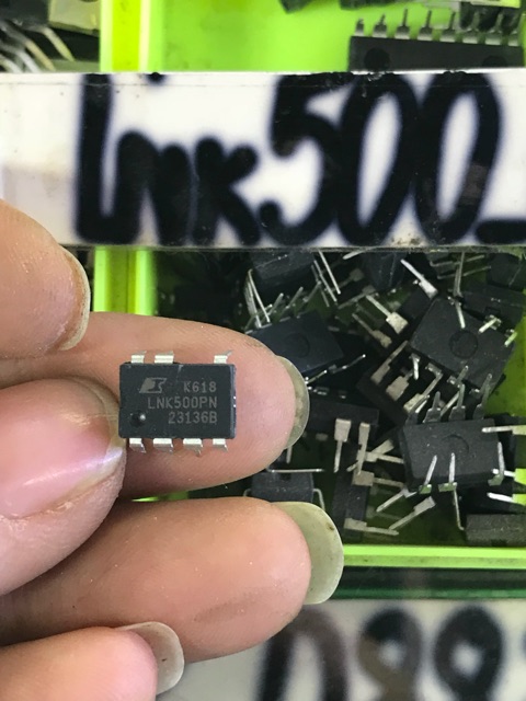 ic nguồn số LNK 304 giá 1 chiếc