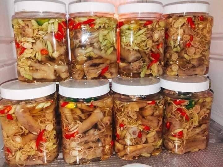 Chân Gà Ngâm Xã Tắc
