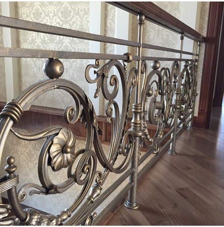 hoa sắt mỹ thuật - Hoa mai tôn dập ( 10 cái)