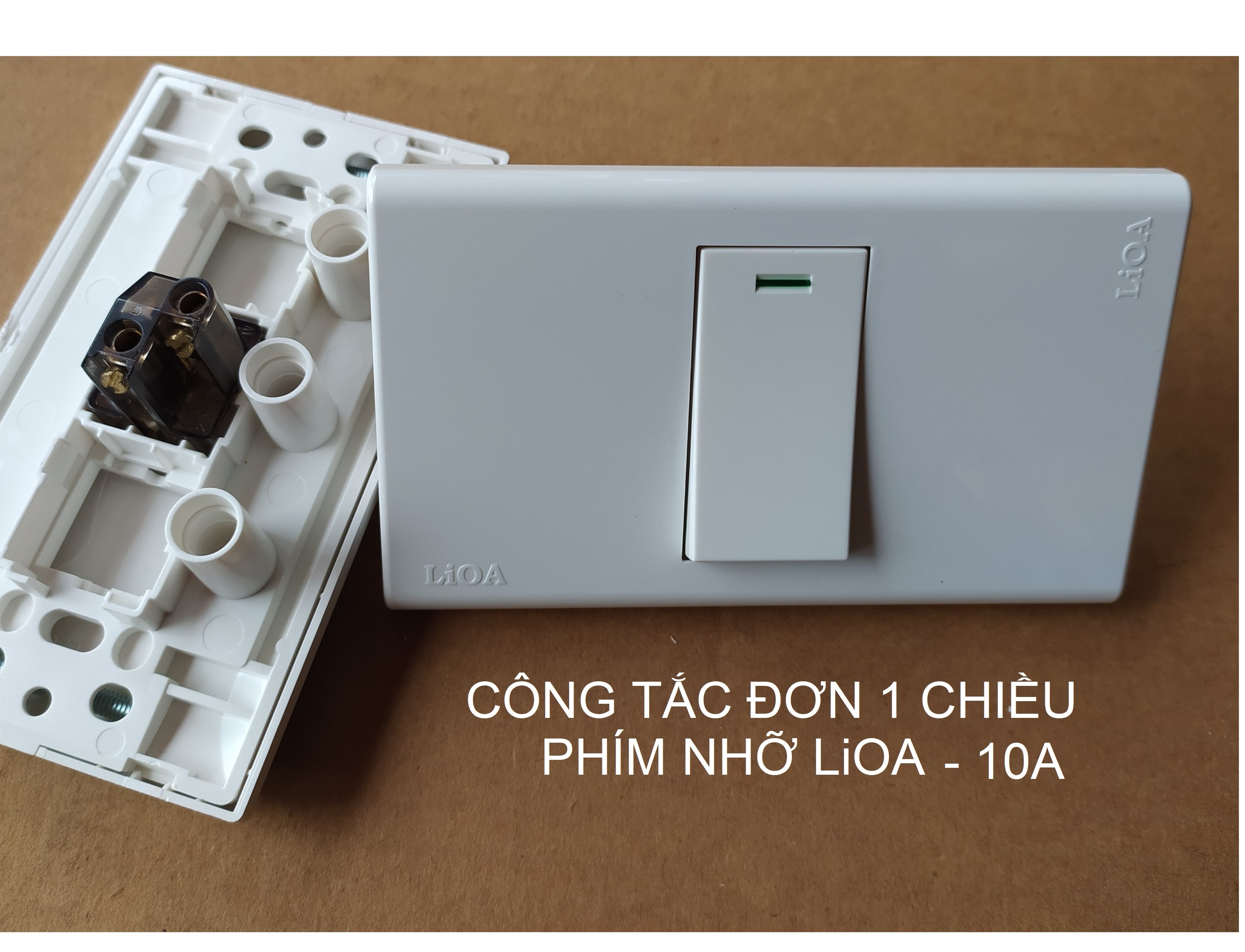 Công tắc đơn 1 chiều và 2 chiều lioa phím nhỡ.