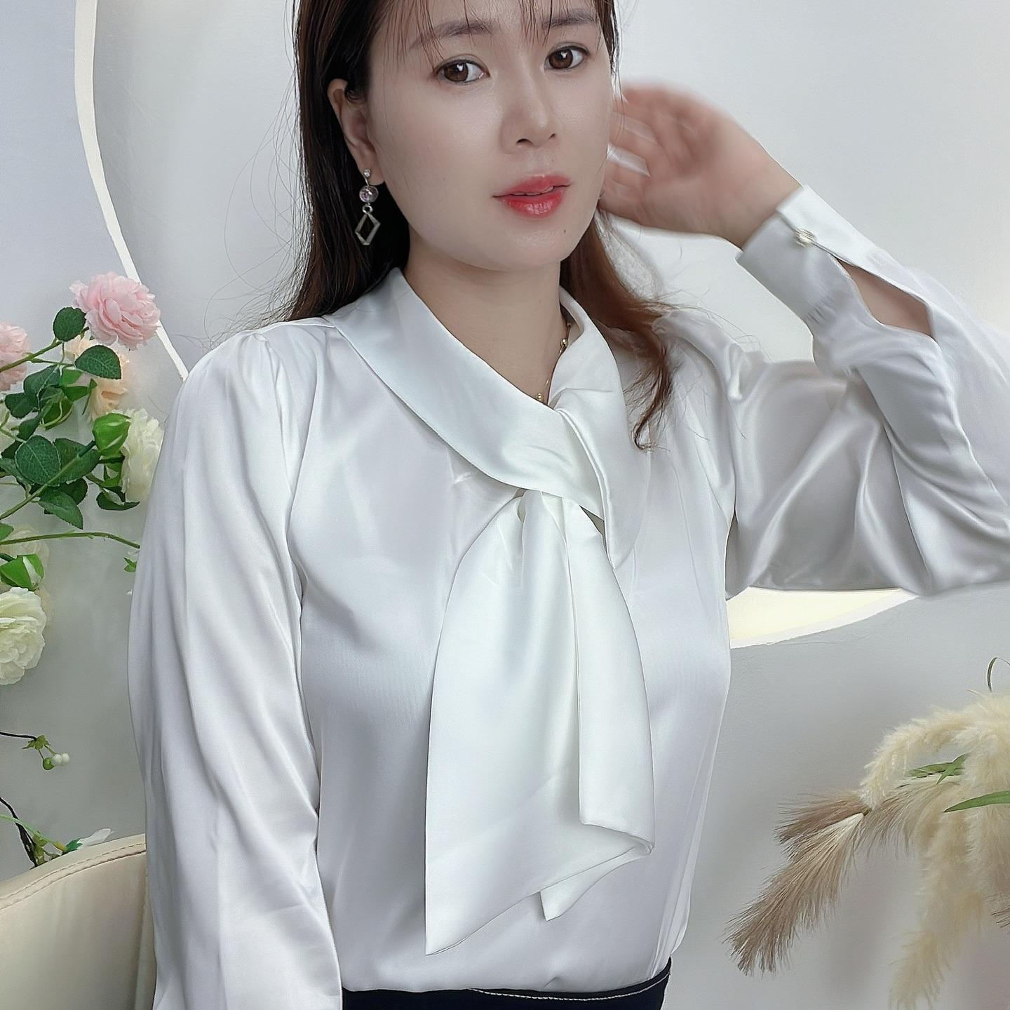 AM44 - [ẢNH VÀ VIDEO TỰ CHỤP] ÁO KIỂU TIỂU THƯ SANG TRỌNG
