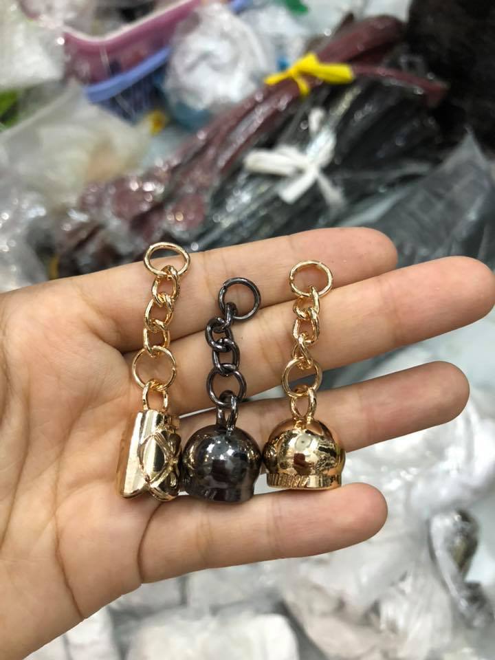 chuông tua rua 1,5cm (Đen, Vàng)