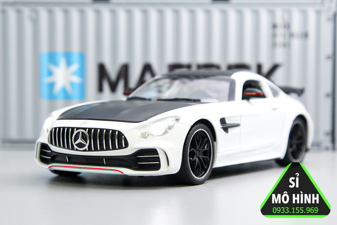 Mô hình xe mercedes amg gtr 1:24