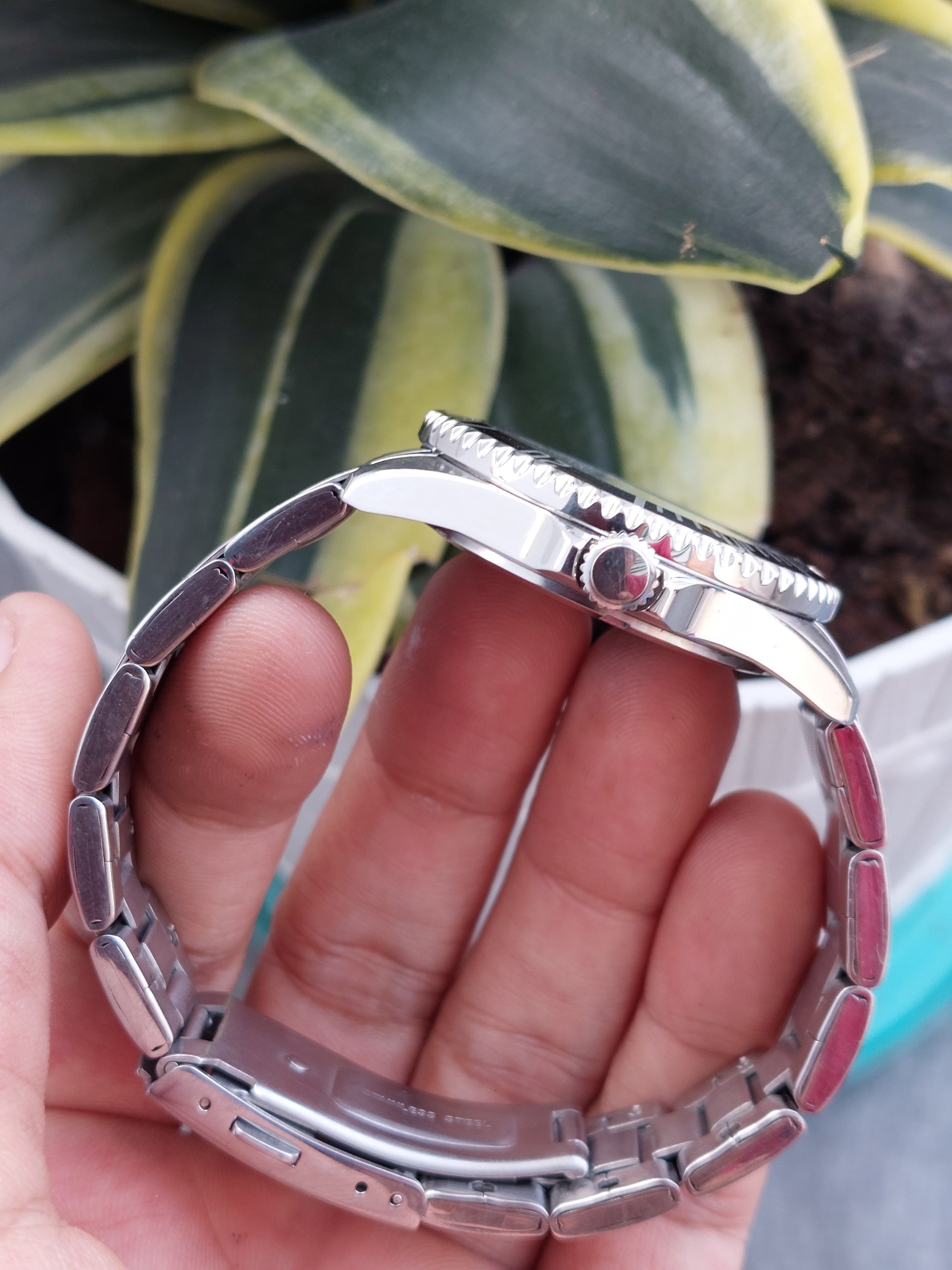 Đồng hồ nam Casio mặt đen chạy pin hàng Si