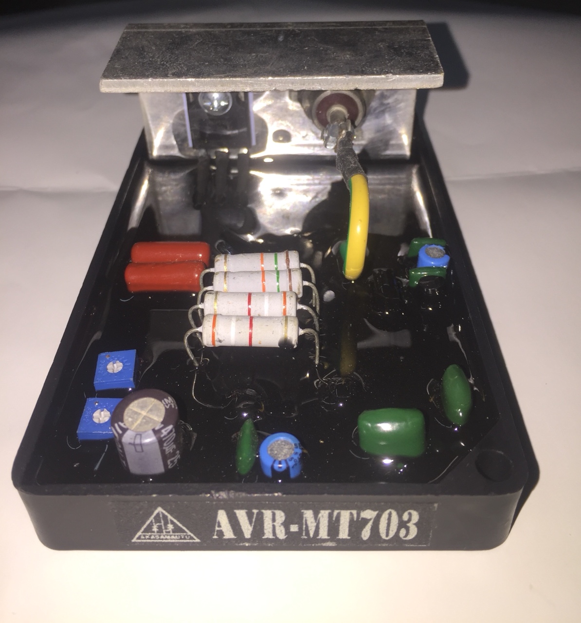 Điều chỉnh điện áp máy phát điện AVR-MT703 ( aksamautu )