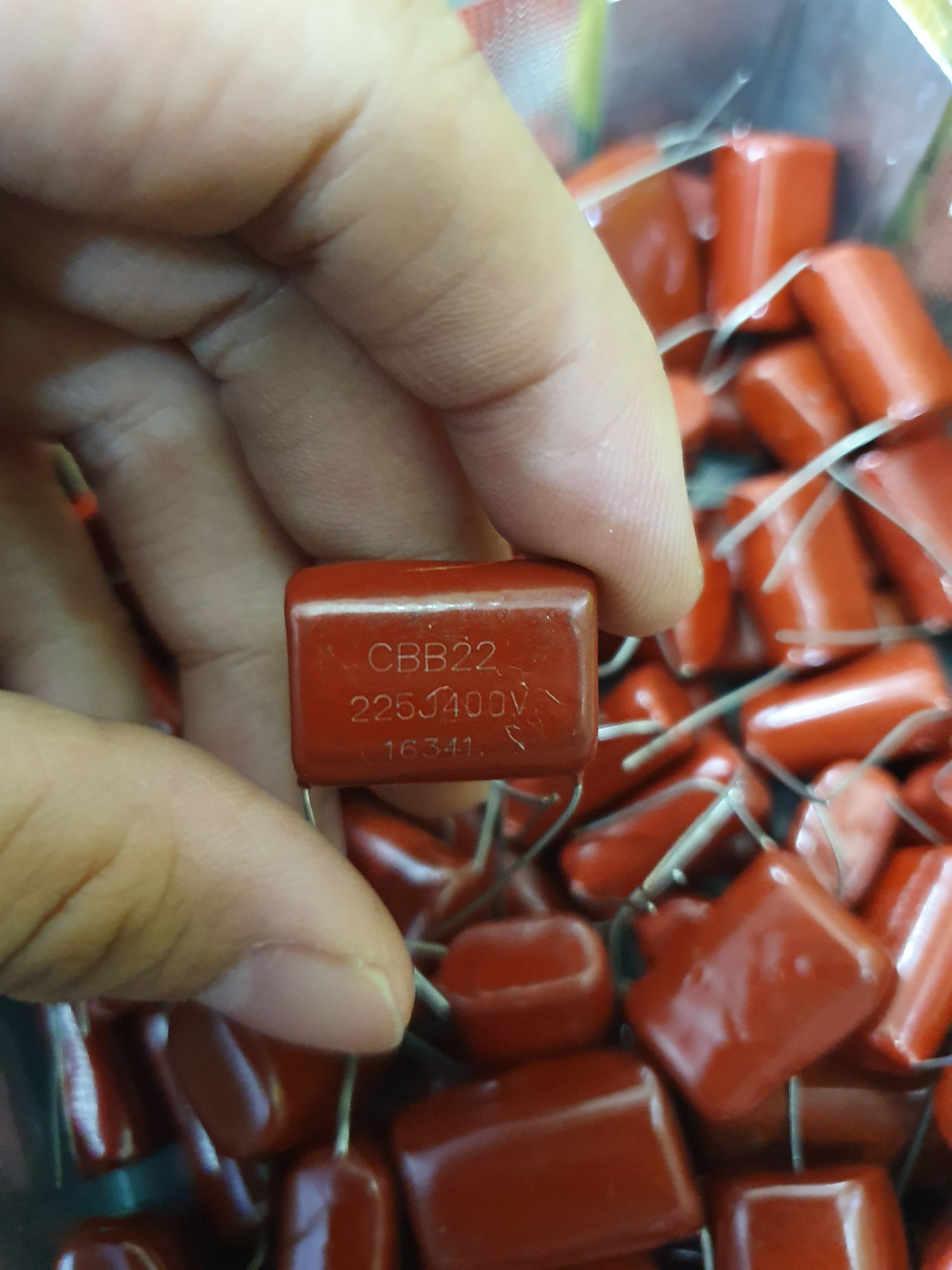 10 c tụ đỏ 225 -400 vôn