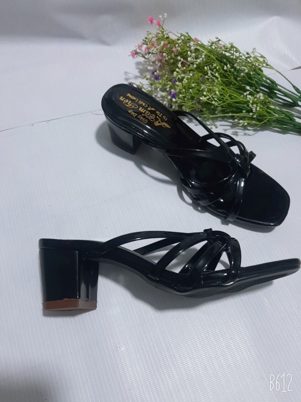 giày xăng đan cao gót ( big size shoes ) size 33 đến 44 gót 3cm đến 9cm