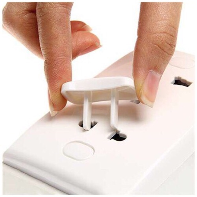 10 Nút Bịt Ổ Cắm Điện An Toàn Cho Bé