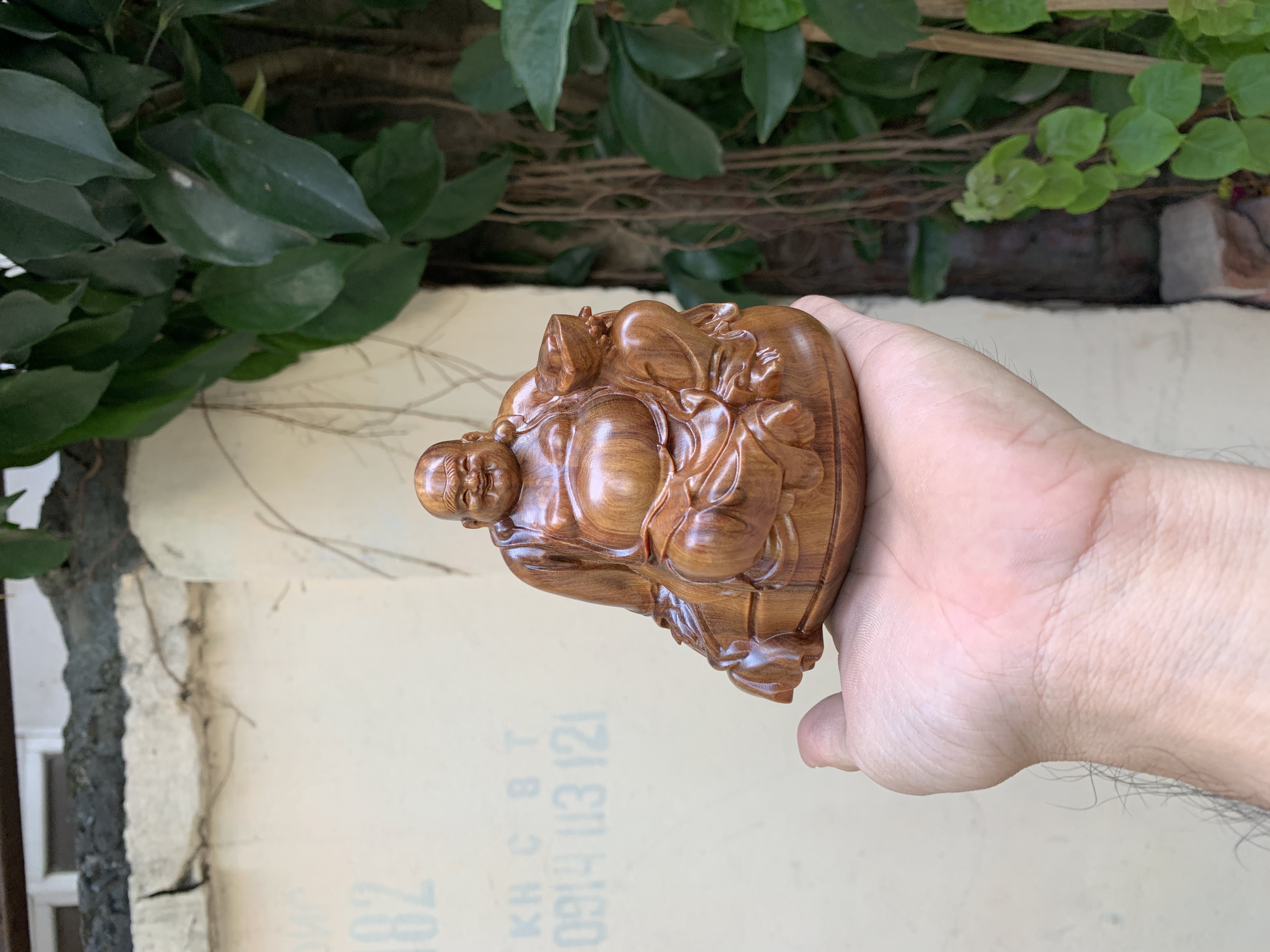 Tượng phật di lặc gỗ bách xanh (Cao 10 ngang 10 sâu 9 cm)