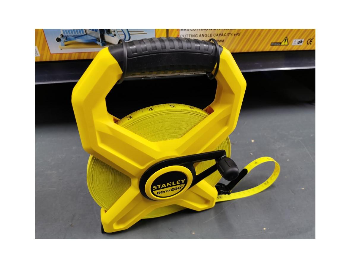 Thước dây sợi thủy tinh 60m Stanley STHT34794-8