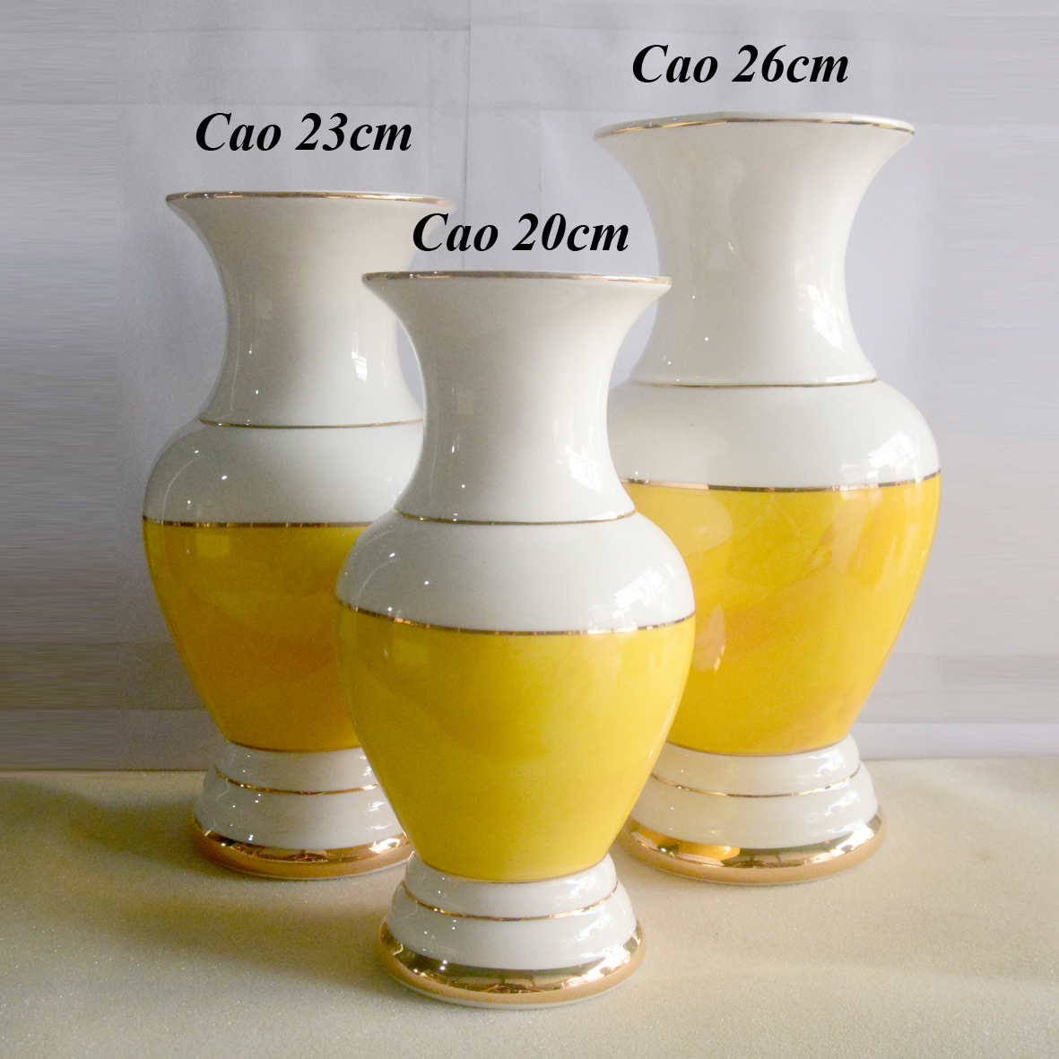 Bình hoa thờ cúng bàn thờ gốm sứ vàng
