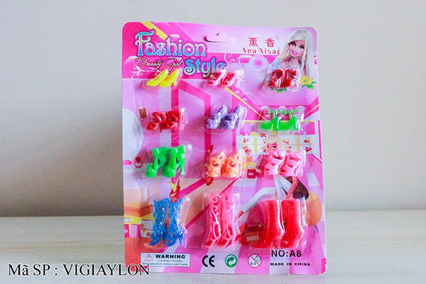 Vỉ 12 đôi giày đủ loại cho búp bê 30cm