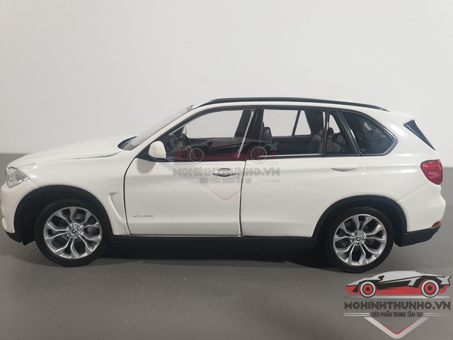 [HCM]Xe mô hình BMW X5 tỉ lệ 1:24 Welly