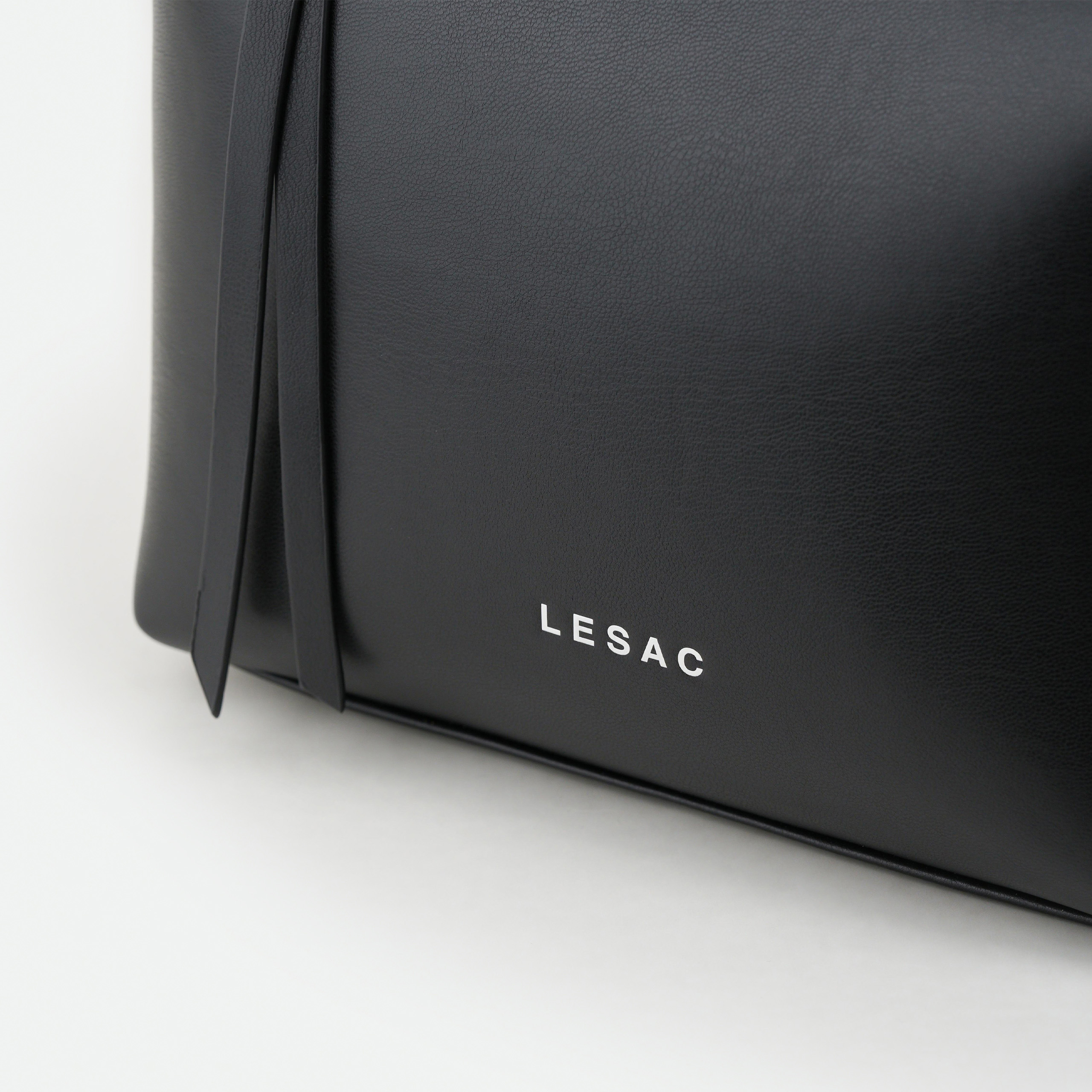 Túi đeo vai nữ LESAC Chubby Bag