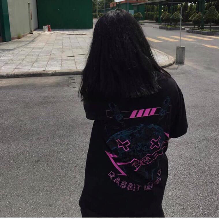 Áo thun tay lỡ unisex màu đen RABBIT