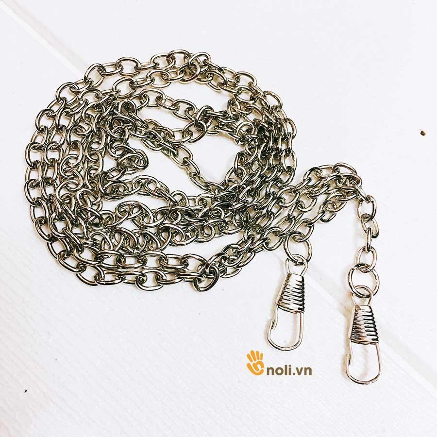 Small Chain available with crab claws 1m2