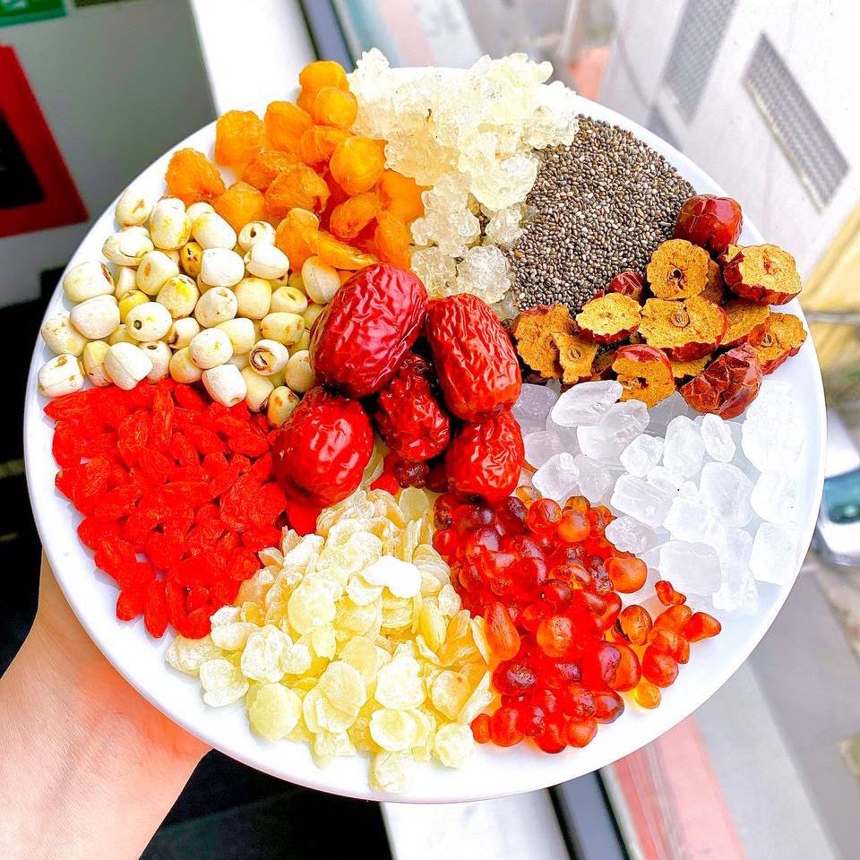 Chè Dưỡng Nhan ( Sét nấu 8 ĐẾN 10 chén chè)