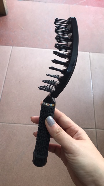 Lược bàn gỡ rối