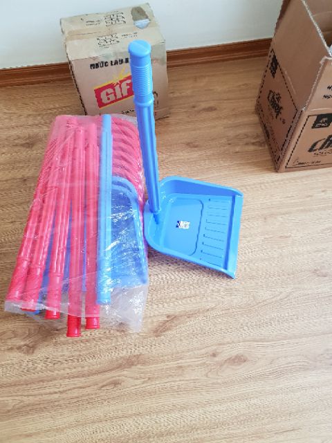 Xẻng nhựa cán đại Song Long Plastic (Mã sp: 2261)
