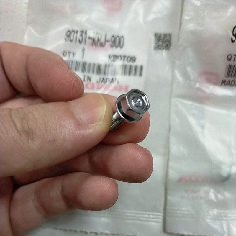 Ốc bắt nẹp pô Honda Sh ý / Dylan / @ / PS