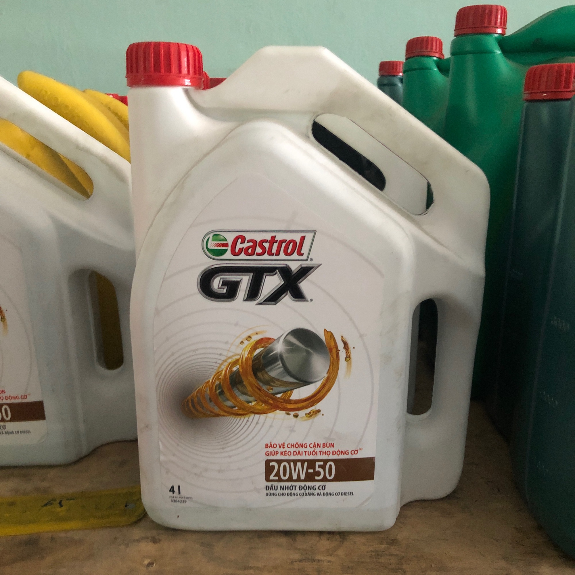 Nhớt Castrol GTX 20W-50 4L