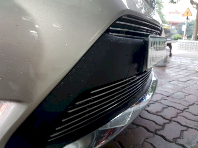Mặt ca lăng lưới cho xe Toyota Vios 2014-2018