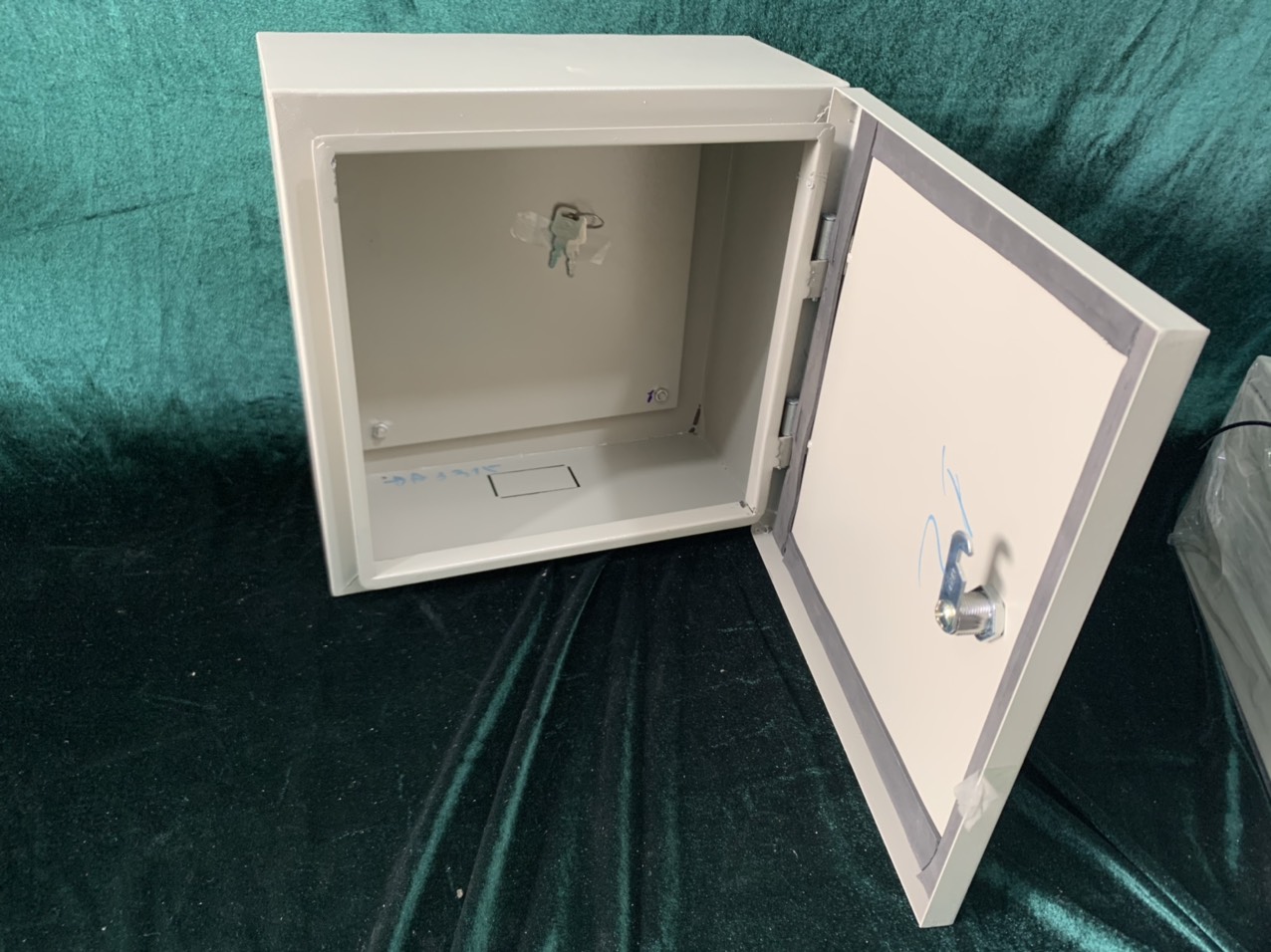Tủ điện thông dụng 400x300x150mm
