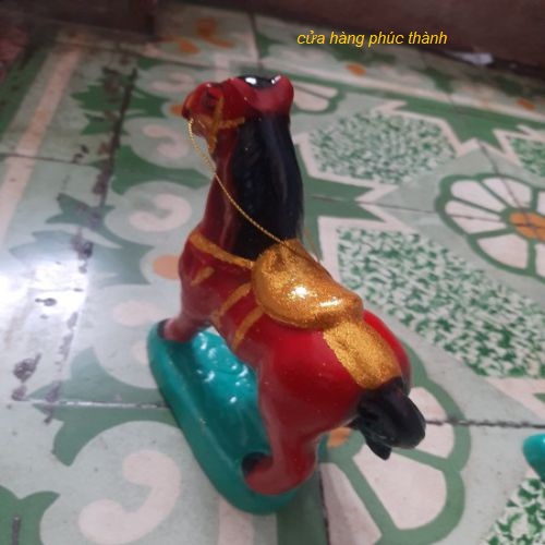 ngựa đất đỏ ( đất num )