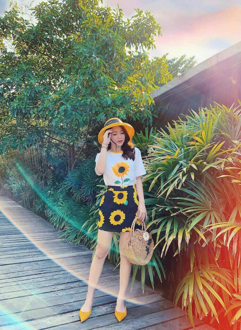Set áo thun kèm quần váy hoa hướng dương - mtb