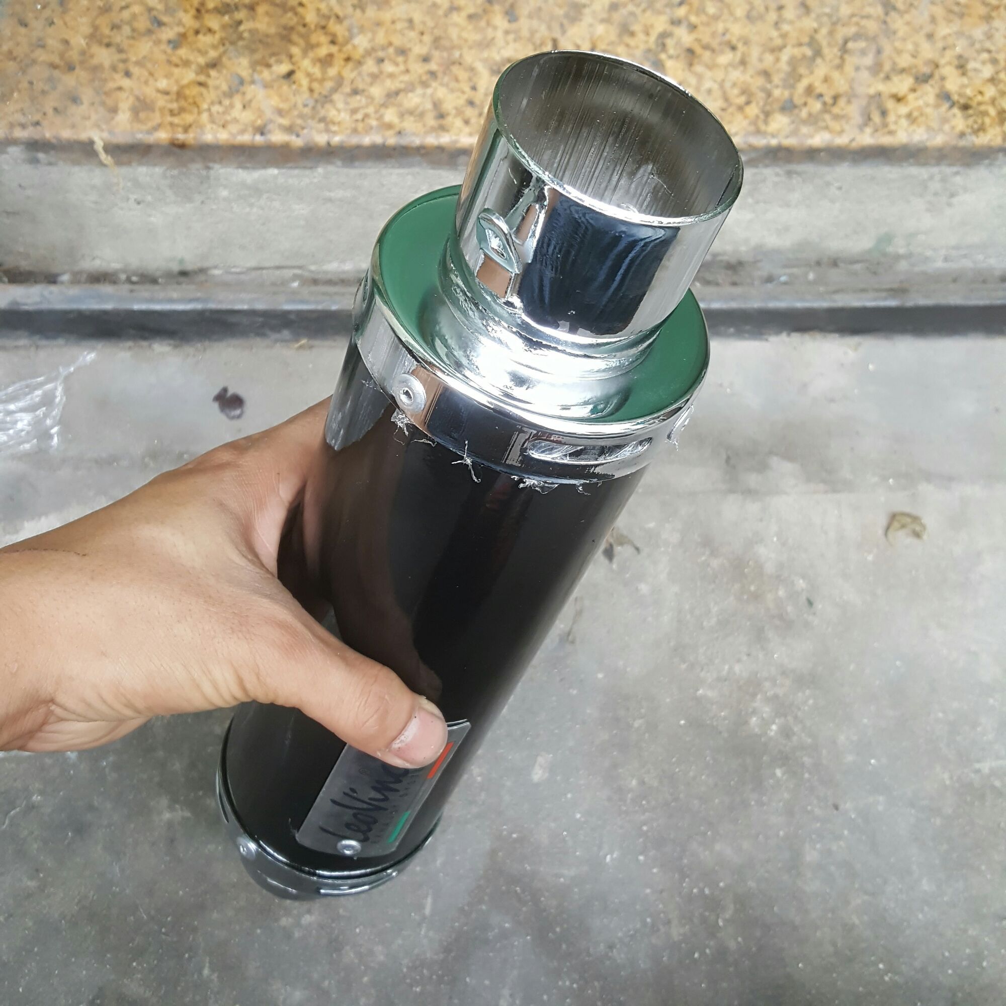 Lon Leovince Đen Vn giá rẽ