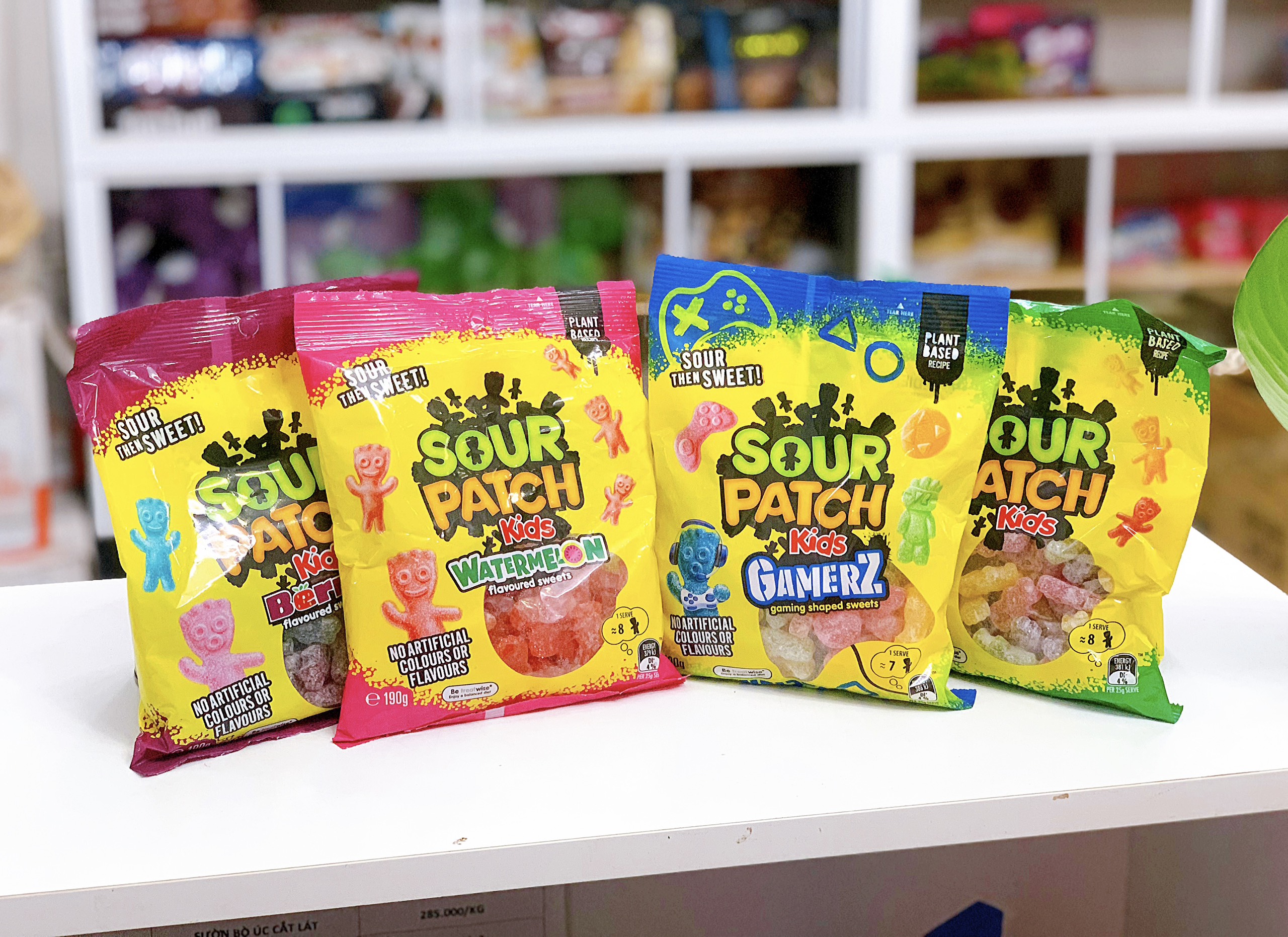 (HÀNG ÚC) Kẹo chua dẻo phủ đường SOUR PATCH KIDS 190gr