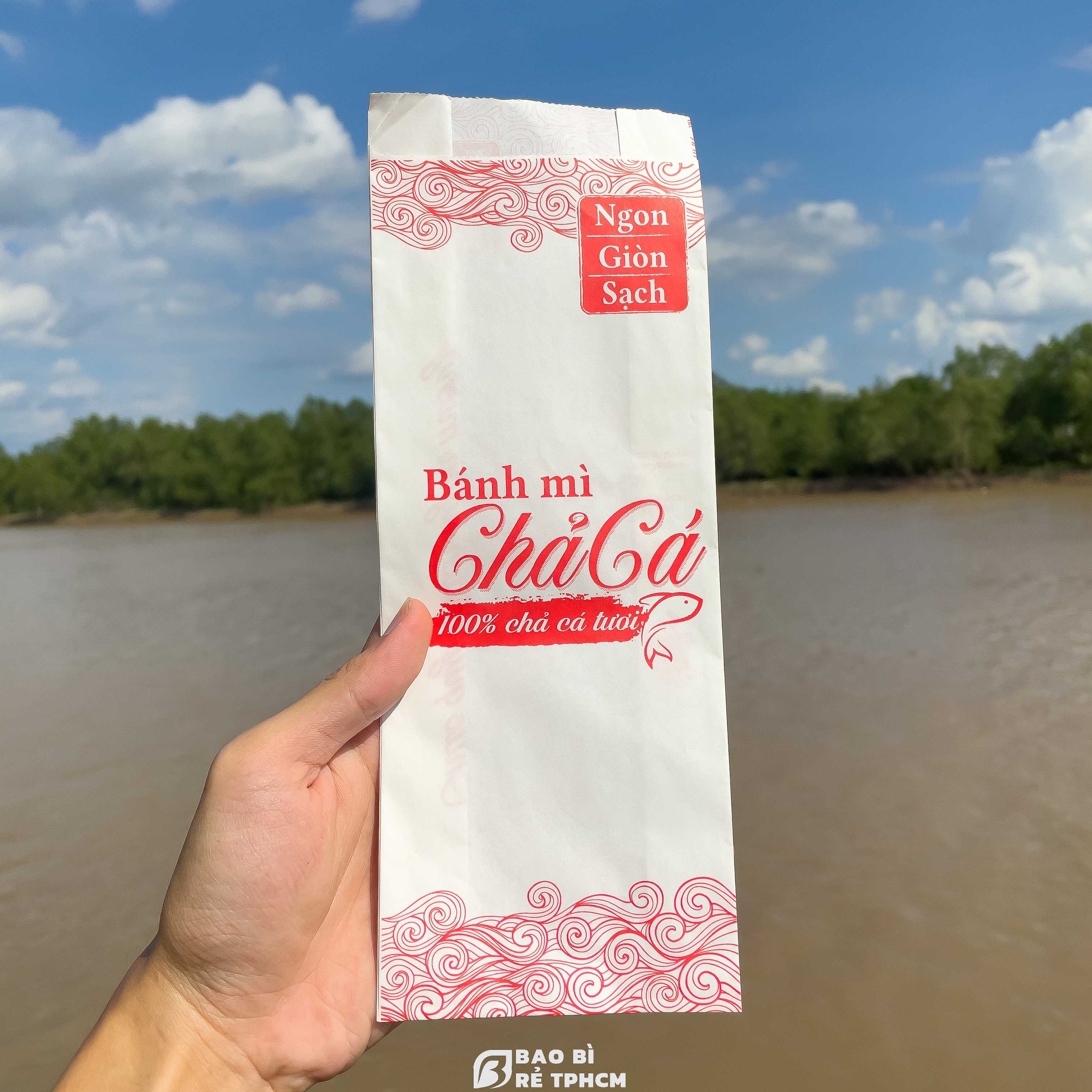 Túi Đựng Bánh Mì Chả Cá Trắng Đỏ 1000 Túi