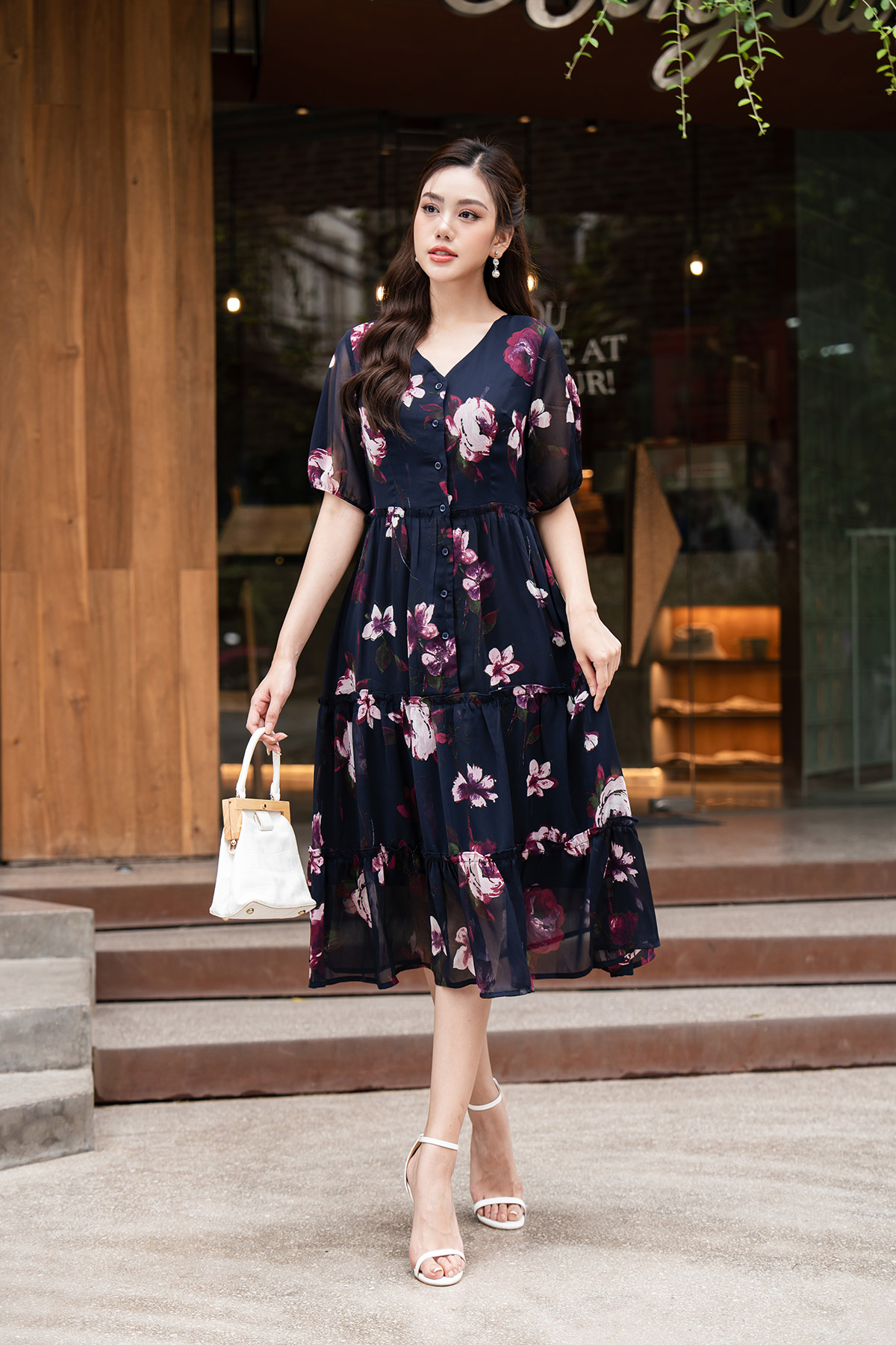 Đầm Maxi Lamer Cổ Tim Hoa L63M21H061