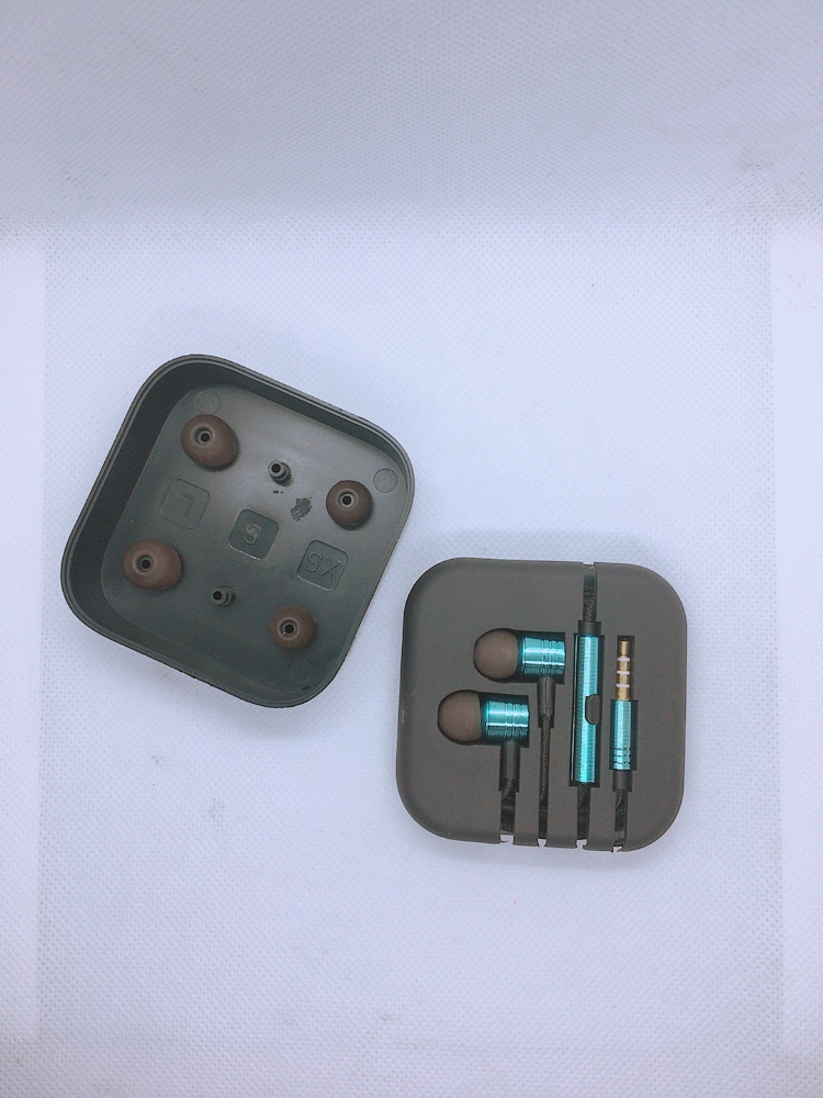Tai nghe mi hộp meka nhiều màu cực đẹp treble bass cực hay nút silicon mềm mại giảm ồn cực tốt