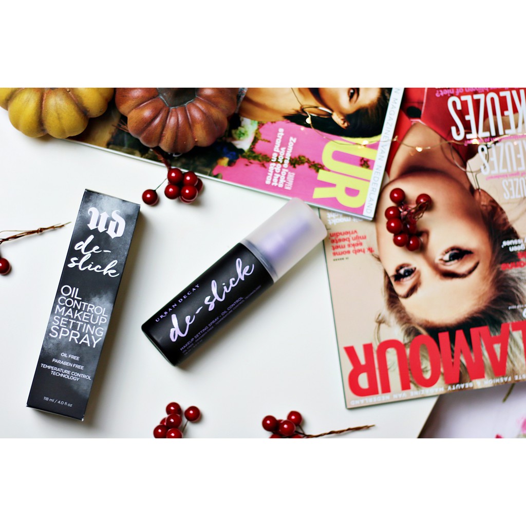 [HCM]Xịt khóa makeup Urban Decay De-slick (118ml-full size)
