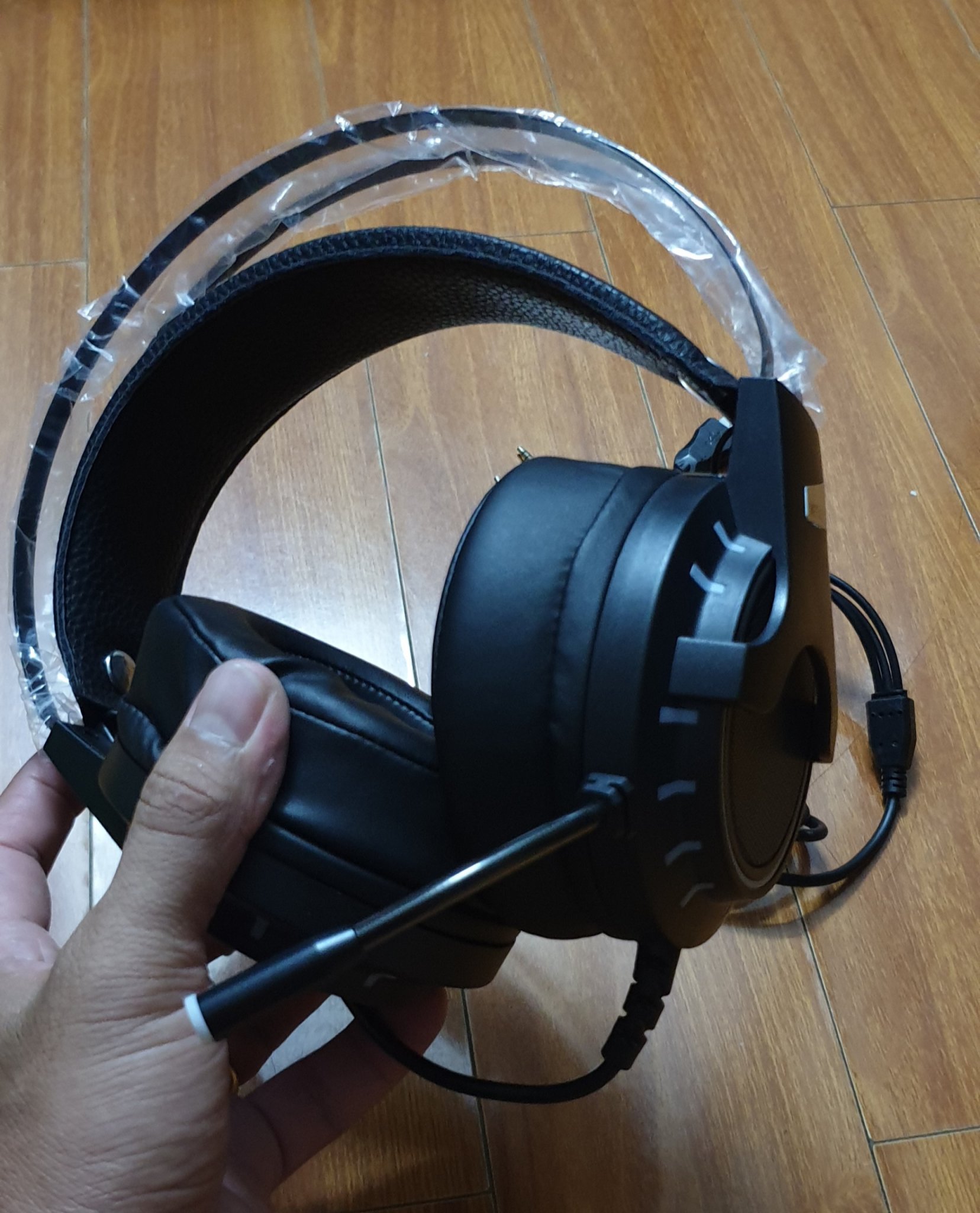 HEADPHONE SIMETECH S2 LED RGB CỔNG 3.5MM CHUYÊN CHO GAME THỦ
