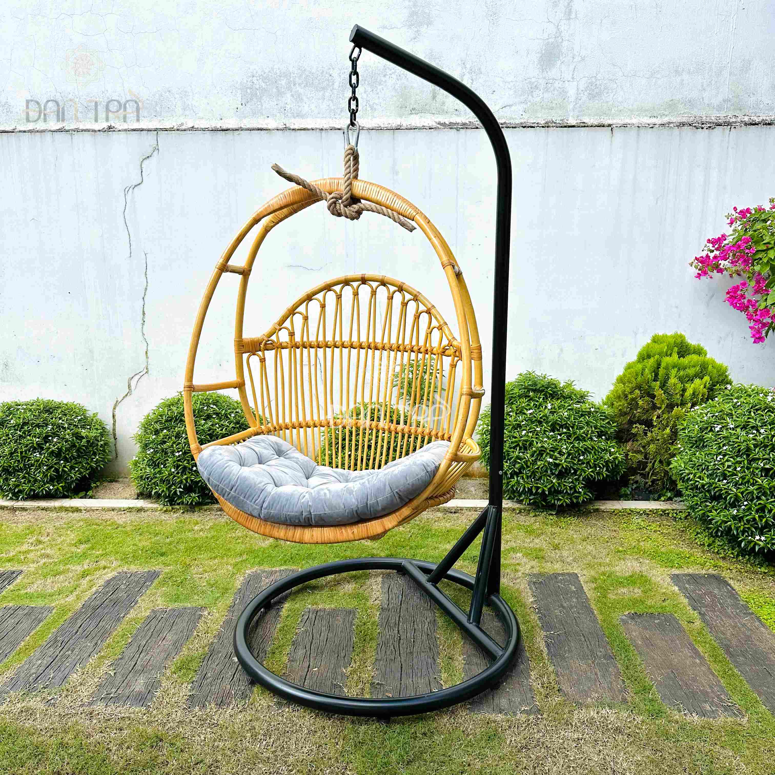 Xích Đu Mây Trứng Kèm Nệm ĐAN TRÀ - Nội Thất Mây Tre Đan