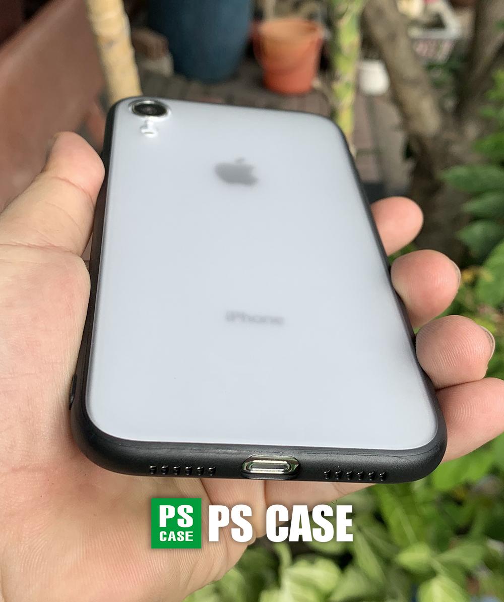 Ốp lưng iPhone XR viền dẻo đen cao cấp - PS Case phân phối