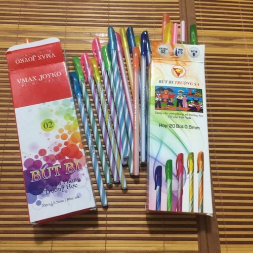 20 CÂY BÚT BI NẾN DÀI - 7189