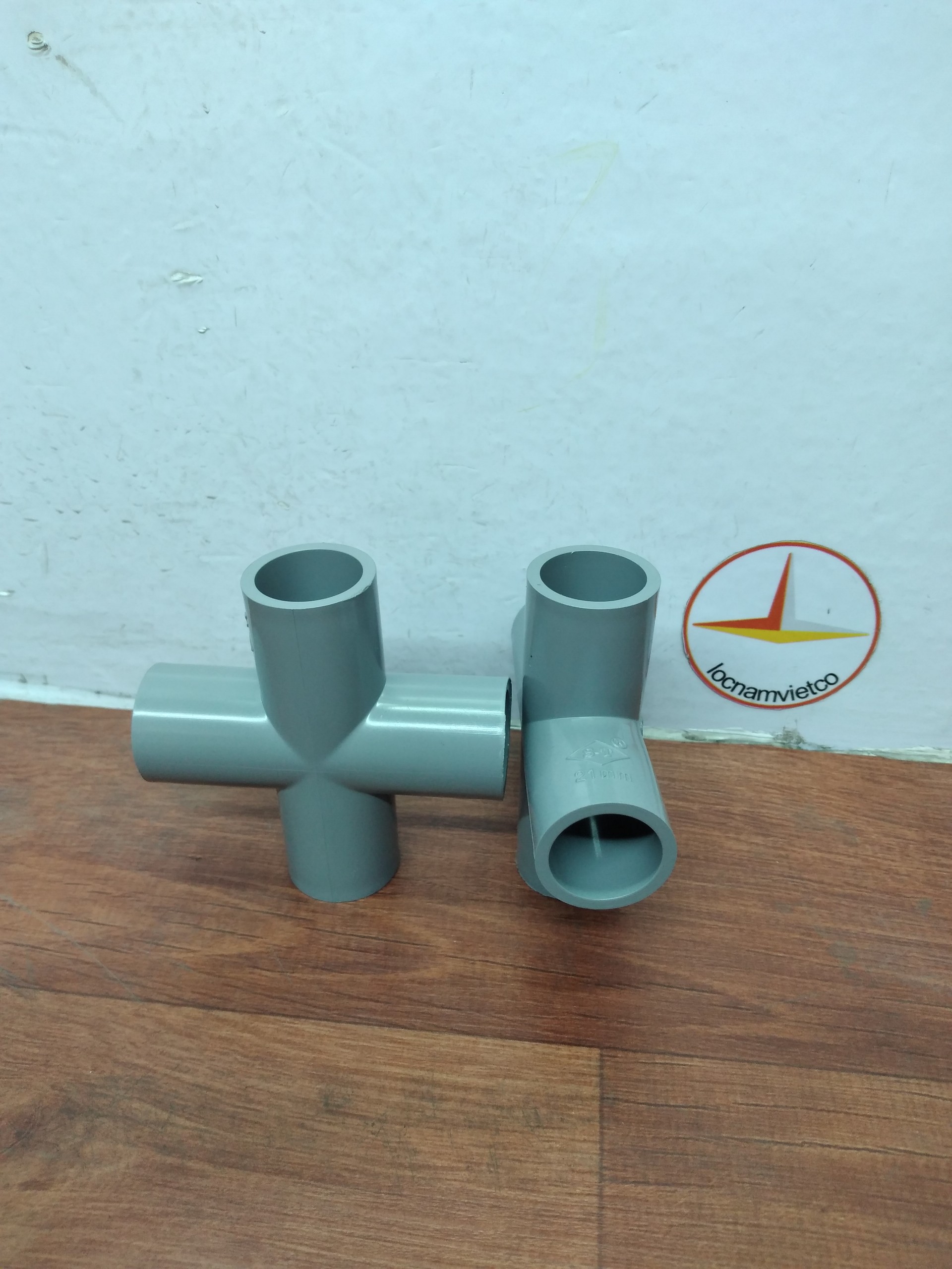 Chữ thập( dấu cộng ) PVC phi 21