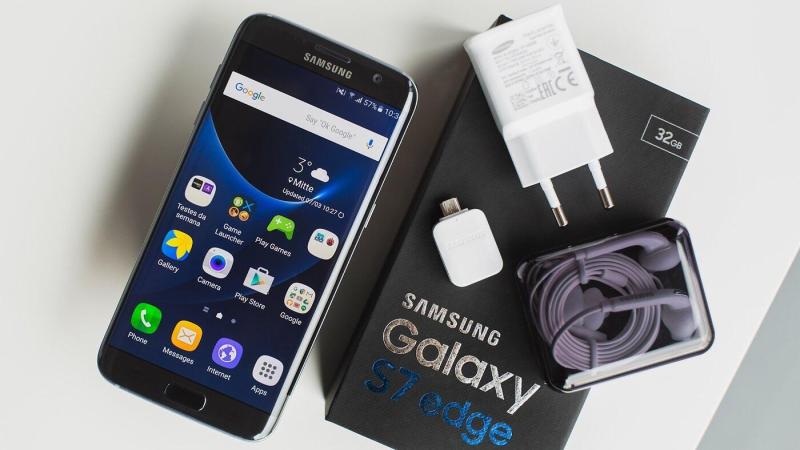 Samsung Galaxy S7 Edge _ ram 4gb _ 32Gb _ Fullbox