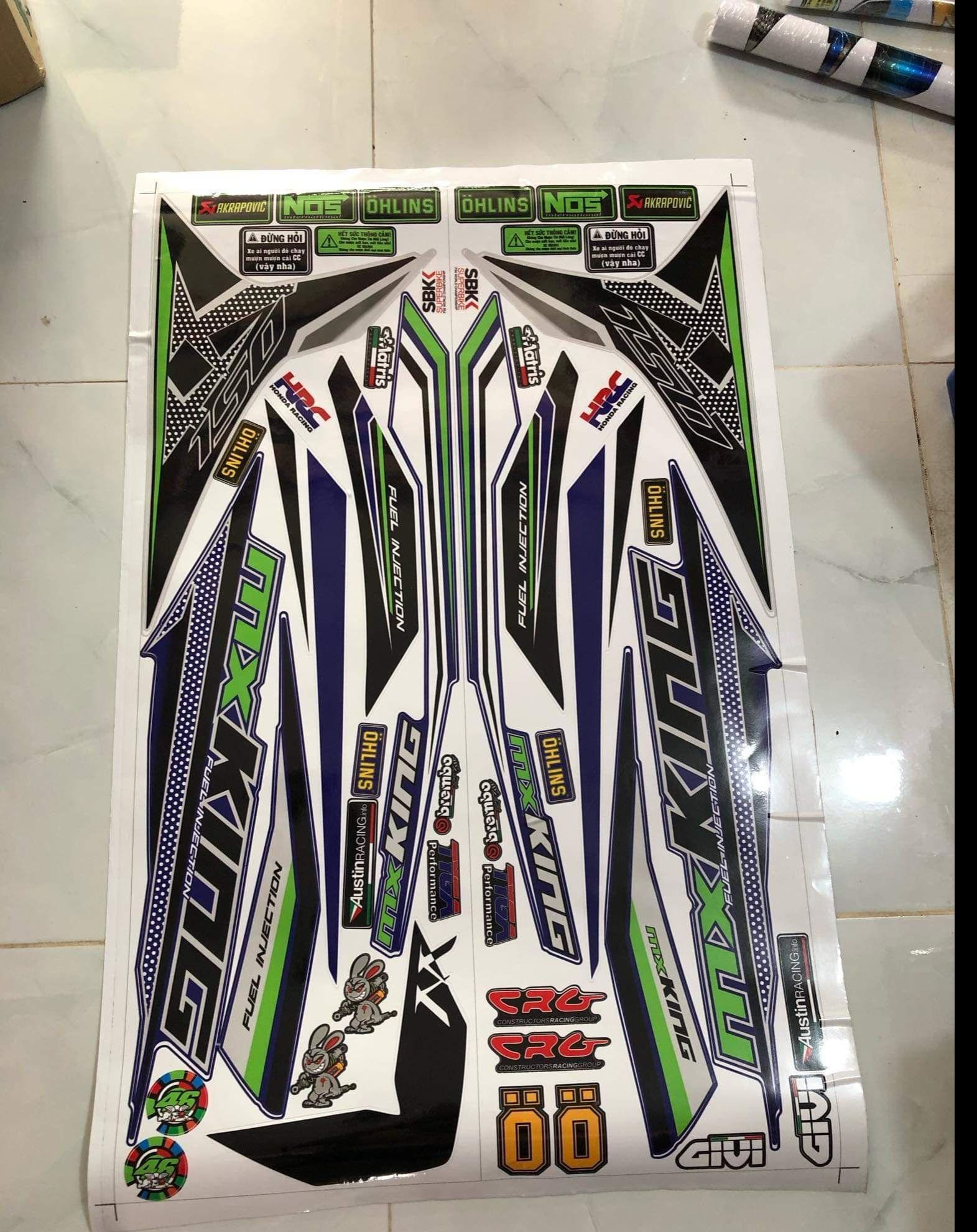 Tem xe exciter 150 tặng logo