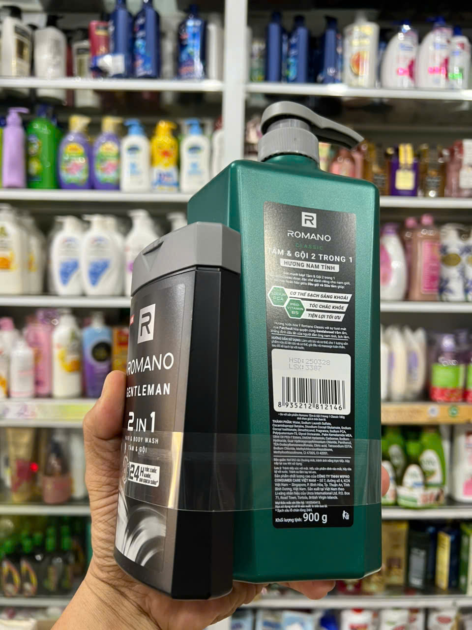 Tắm Gội Romano Classic 2IN1 900gr + tặng kèm
