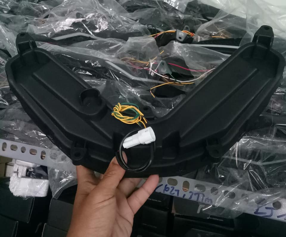 Đen led audi a11 cánh chim exciter 150.