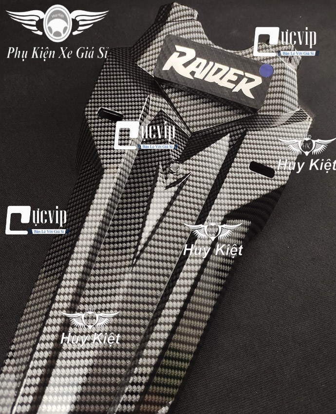 Dè chắn bùn kiểu sonic gắn xe raider fi carbon có đèn ms3041