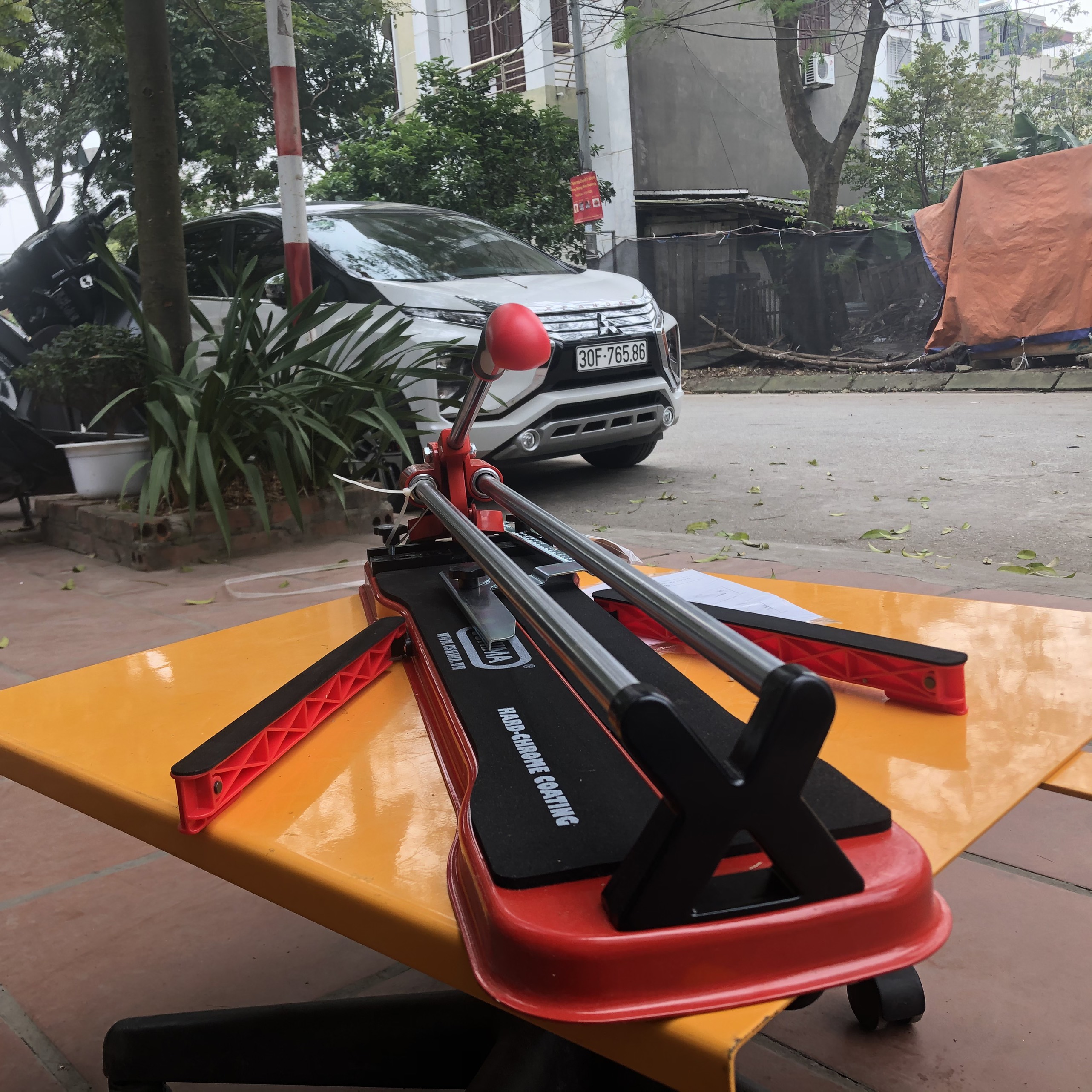 Máy Cắt Gạch Bàn Oshima 600mm BCG-600